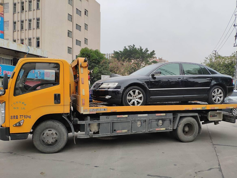 齊齊哈爾市甘南縣汽車雪地困境救援：專業(yè)團隊為您解憂